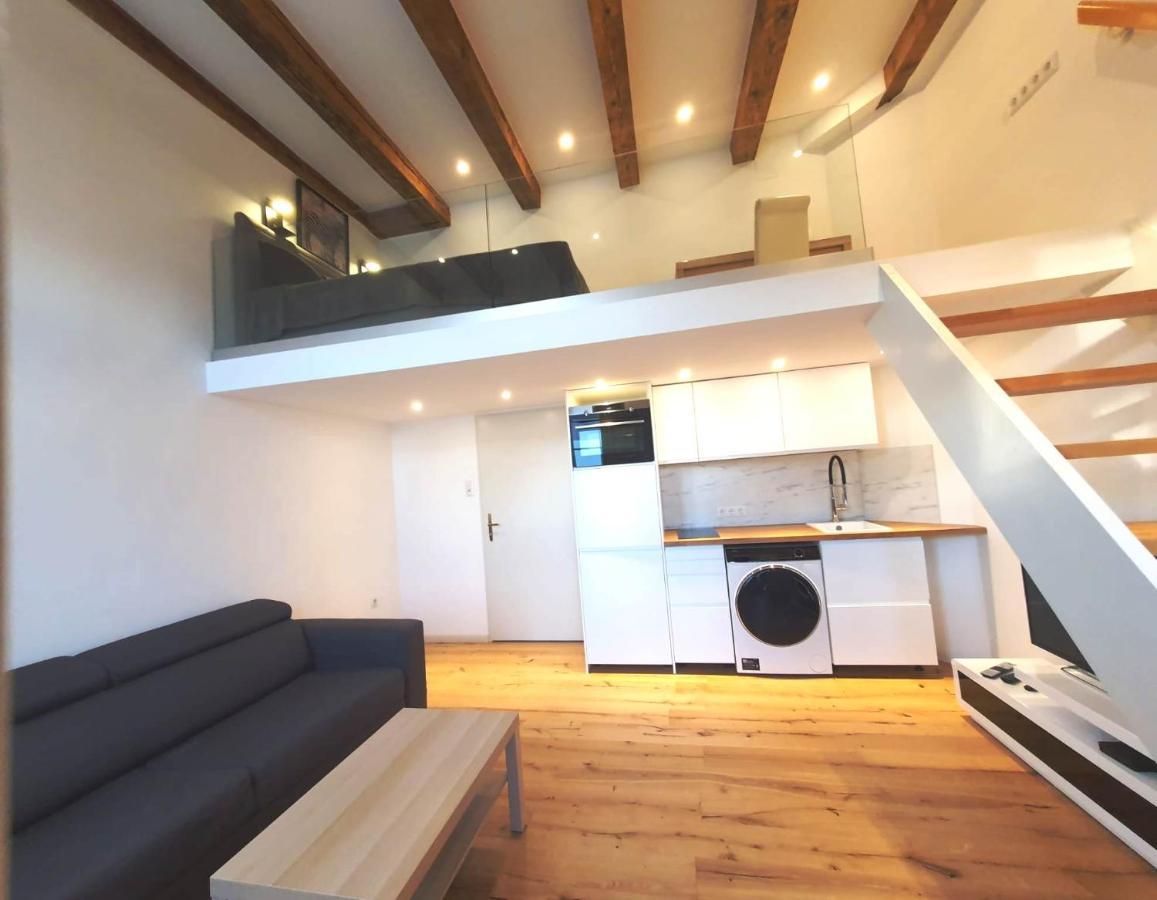 Mezzanine De Grinzing Apartment Vienna Luaran gambar